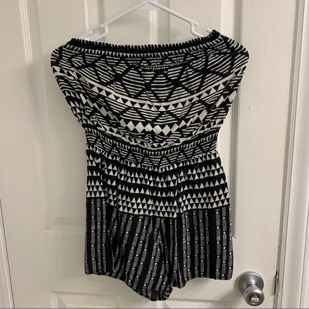 Strapless romper